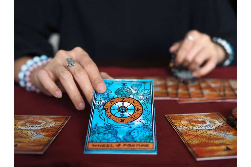 How to Read a 3 Card Tarot Spread