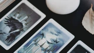 cropped-how-to-use-a-tarot-deck-6.jpg