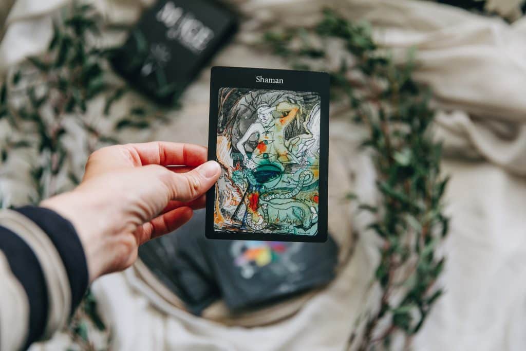 how to do yes or no readings with tarot cards