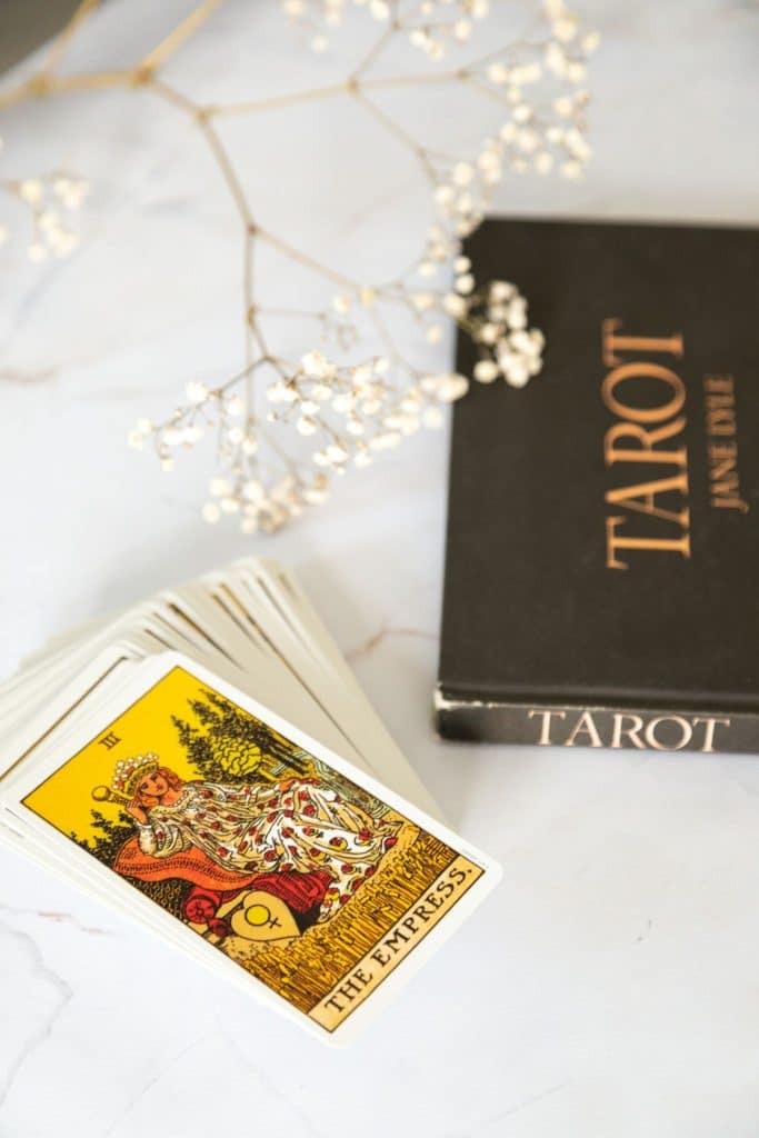 how to get started with tarot