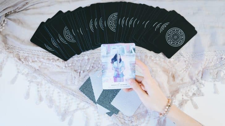 Different Types of Tarot Spreads and How To Read Them Accurately