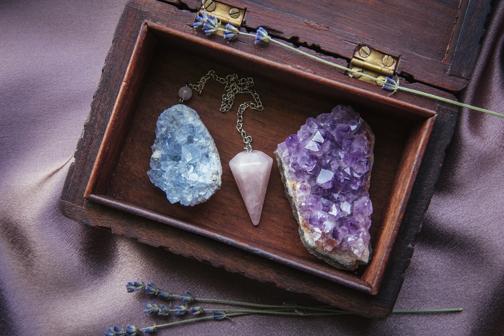 What Is a Rose Quartz Pendulum Used For?: Use And Charge Your Pendulum