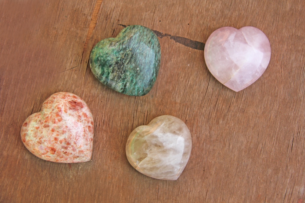 heart chakra crystals