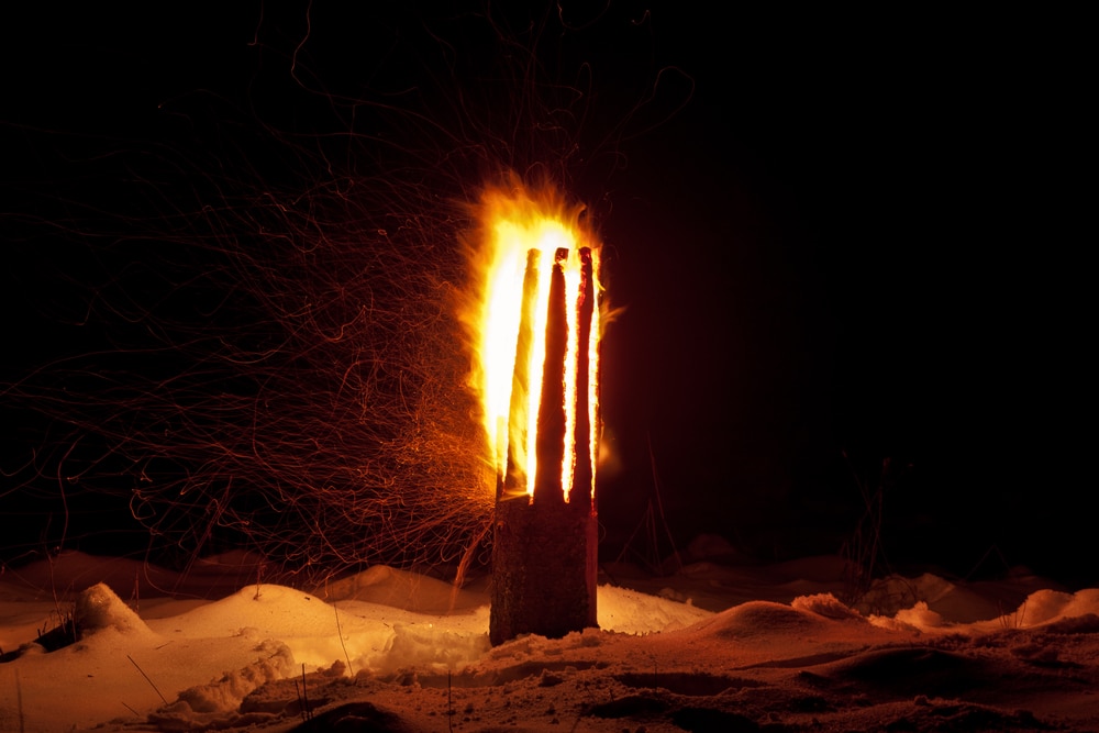 Yule Log Burning Ritual, Witchy Spiritual Stuff