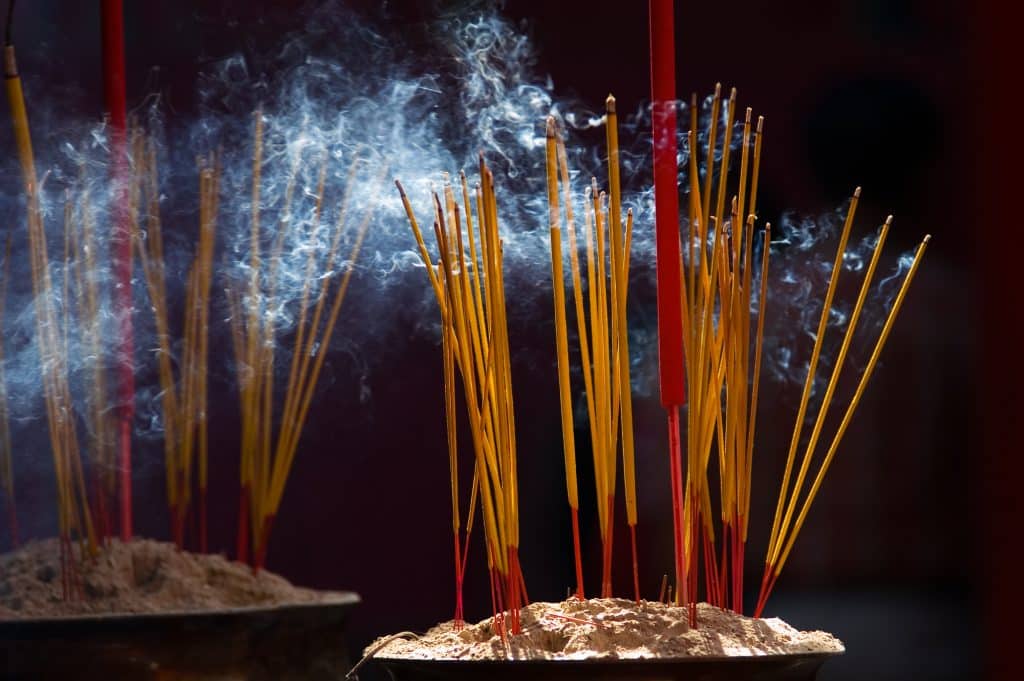 The Benefits of Incense Meditation