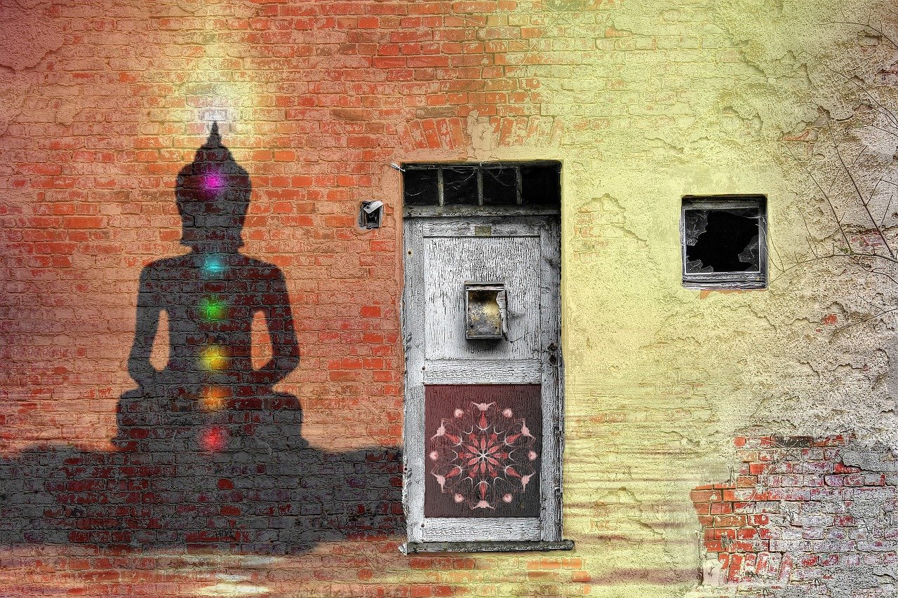 7 Mantras to Balance Your 7 Chakras 
