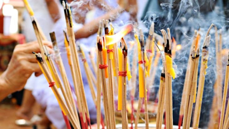 Discover the Benefits of Incense Meditation
