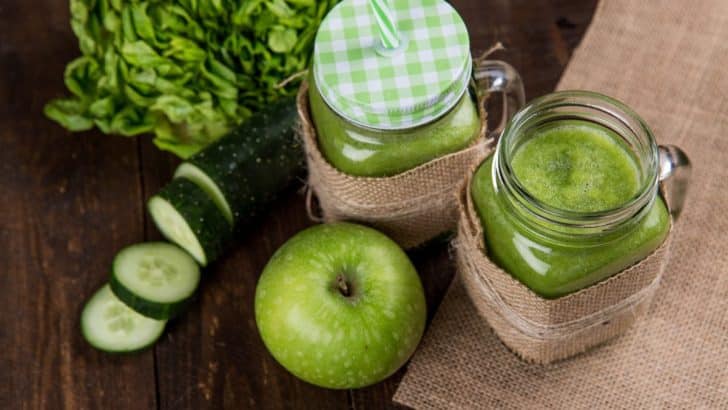 What’s the Difference Between a Detox and a Cleanse?  