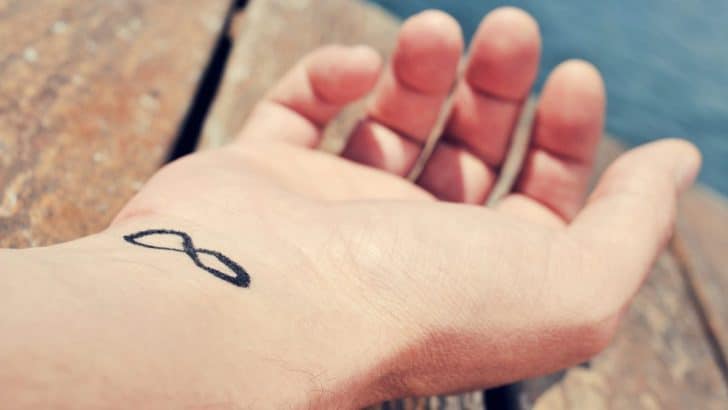 The Fascinating Spiritual Meaning of the Infinity Symbol: A Journey Through Time and Space
