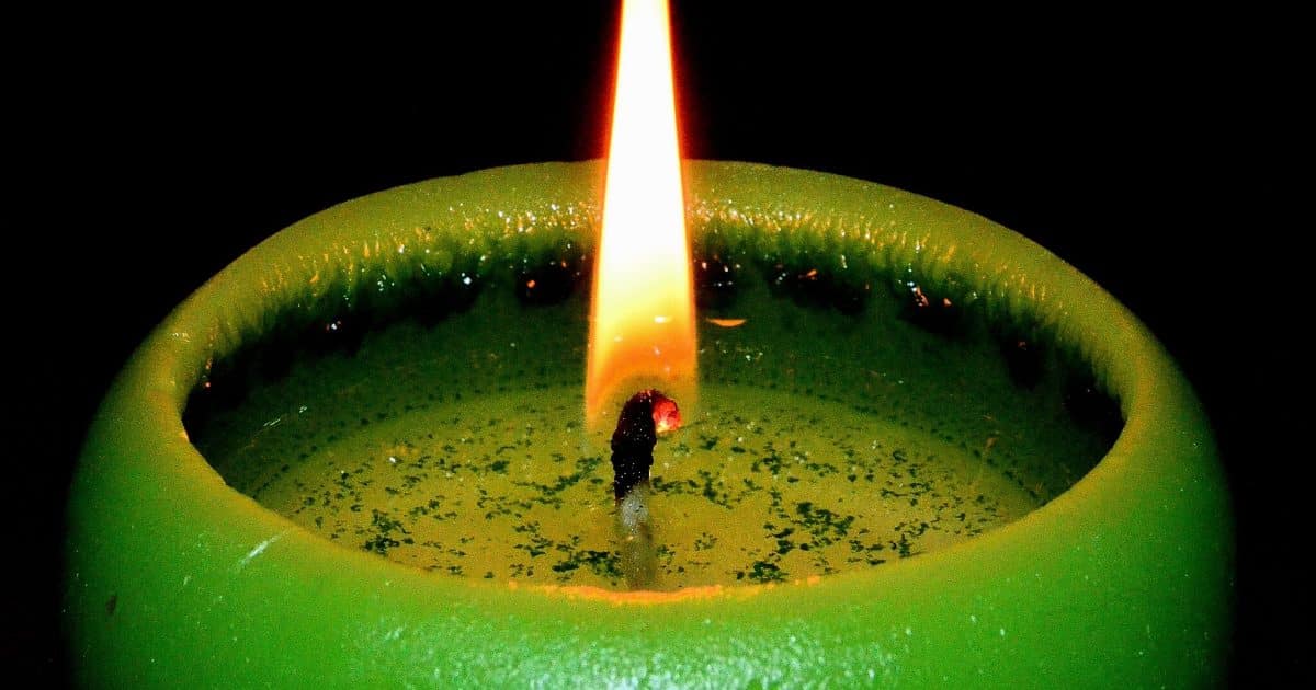Unlock the Secret to Manifesting Abundance with the Green Candle Money Ritual