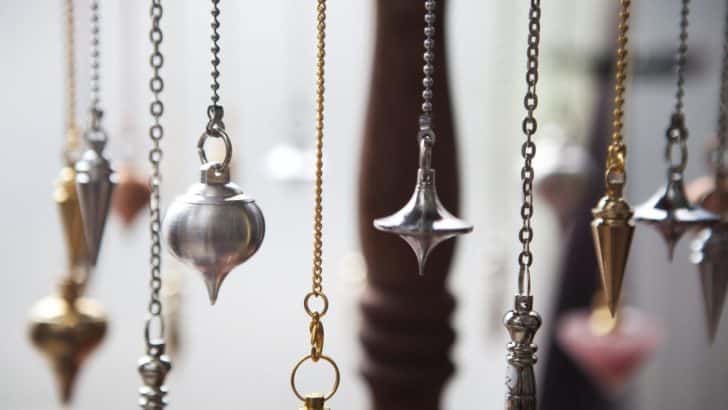 Understanding the Power of Pendulum Divination