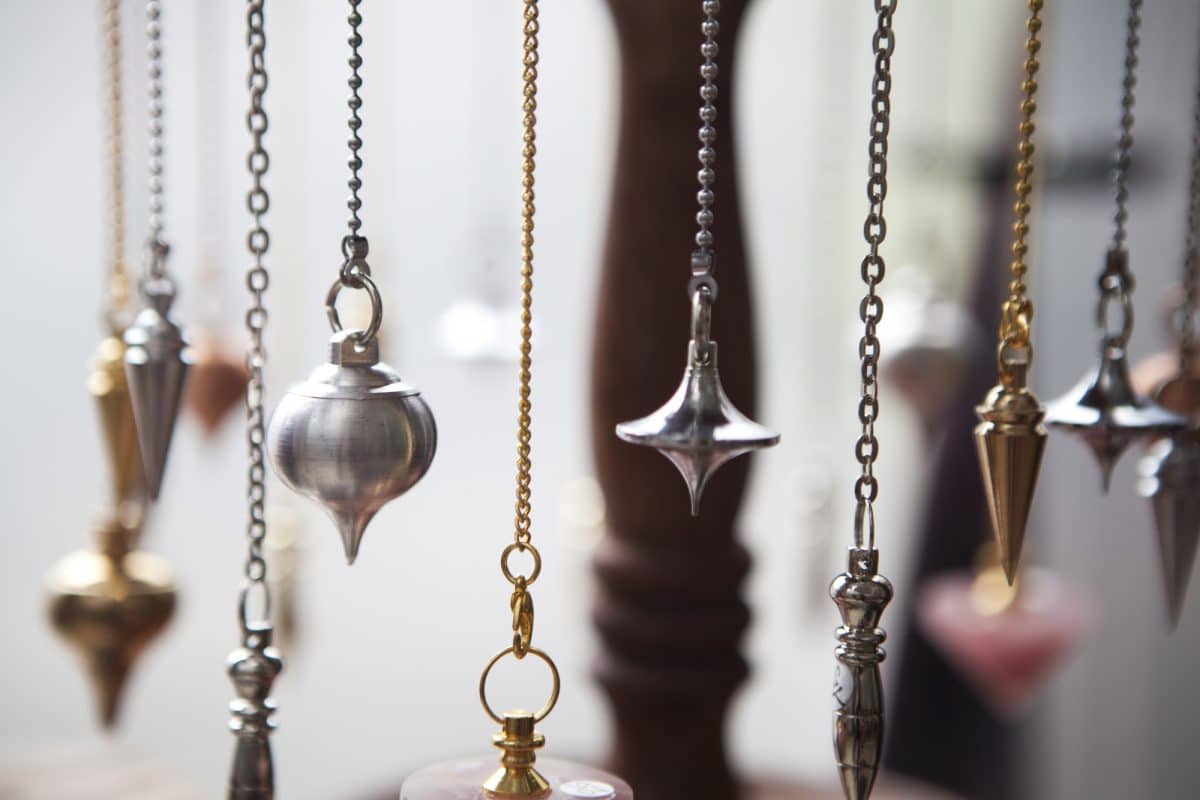 Understanding the Power of Pendulum Divination