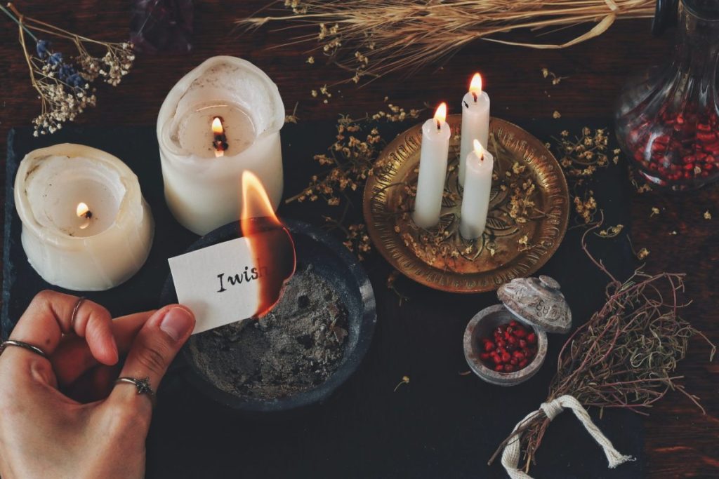 Using Herbs in Divination Practices